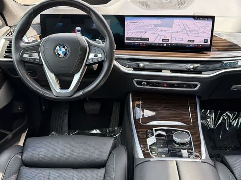 Used 2025 BMW X5 xDrive50e w/ Premium Package AWD/4WD image 28