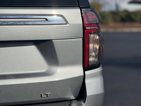 Used 2024 Chevrolet Tahoe LT image 15