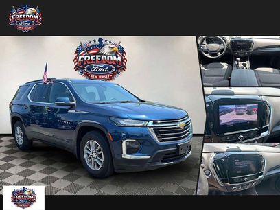 Used 2023 Chevrolet Traverse LT