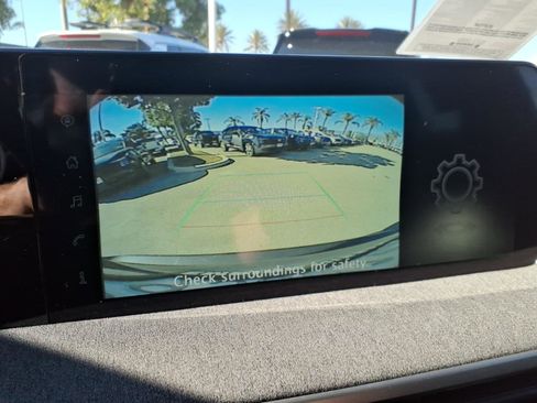 Certified 2025 Nissan Kicks SV image 25