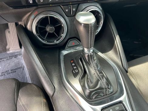 Used 2019 Chevrolet Camaro LT image 18