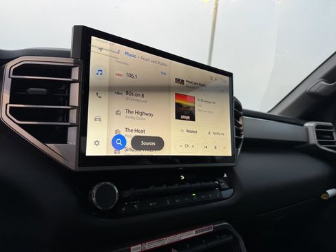 New 2026 Toyota Tundra Limited image 19