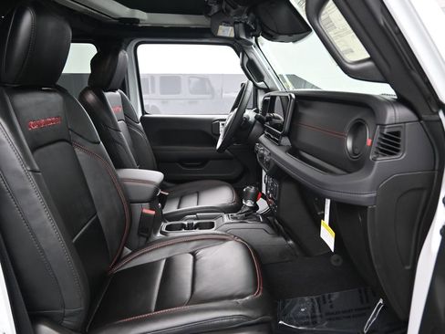 New 2026 Jeep Wrangler Unlimited Rubicon w/ Safety Group image 33