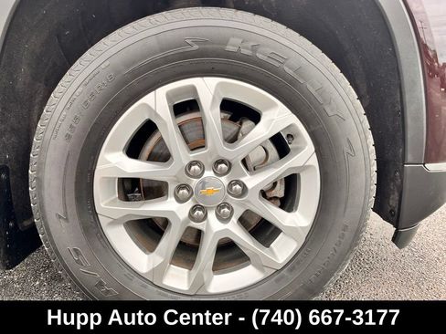 Used 2020 Chevrolet Traverse LT AWD/4WD image 16