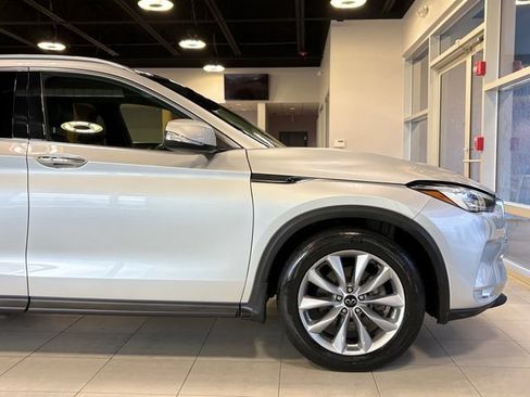 Used 2020 INFINITI QX50 Luxe AWD/4WD image 16