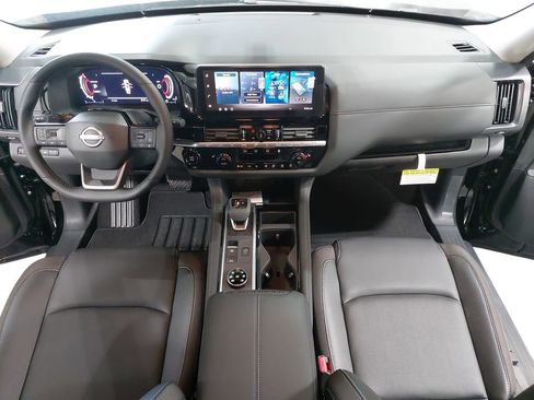 New 2026 Nissan Pathfinder SL AWD/4WD image 9