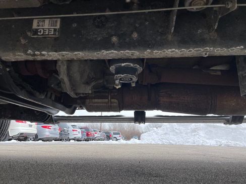 Used 2013 Ford F350 Lariat w/ Lariat Interior Pkg image 16