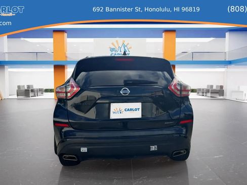 Used 2018 Nissan Murano SL w/ Midnight Edition Package FWD image 2