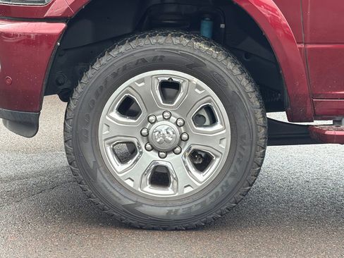 Used 2018 RAM 2500 Laramie w/ Sport Appearance Group AWD/4WD image 26