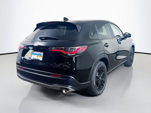 New 2026 Honda HR-V Sport image 6