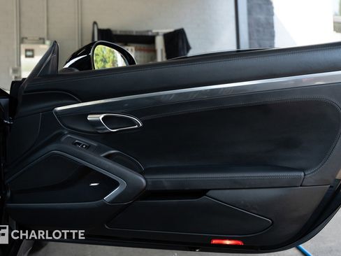 Used 2014 Porsche 911 Turbo AWD/4WD image 31