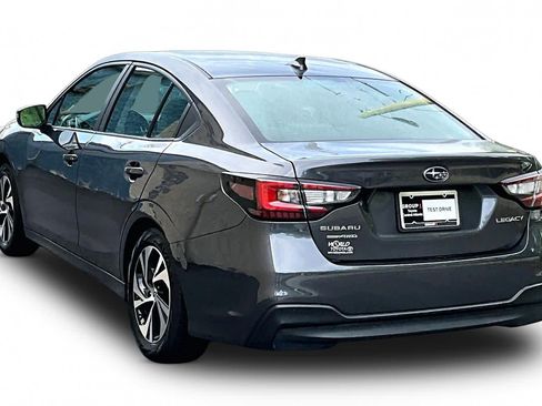 Used 2025 Subaru Legacy Premium AWD/4WD image 12