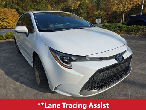 Used 2022 Toyota Corolla LE image 10
