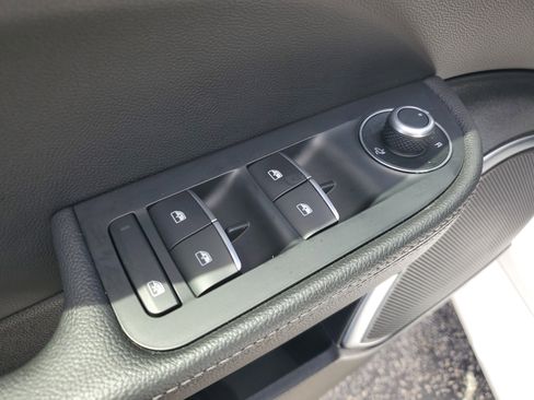 Used 2022 Alfa Romeo Giulia Ti image 27