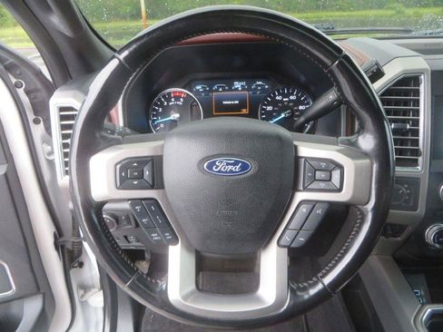 Used 2018 Ford F250 Platinum w/ Platinum Ultimate Package AWD/4WD image 17