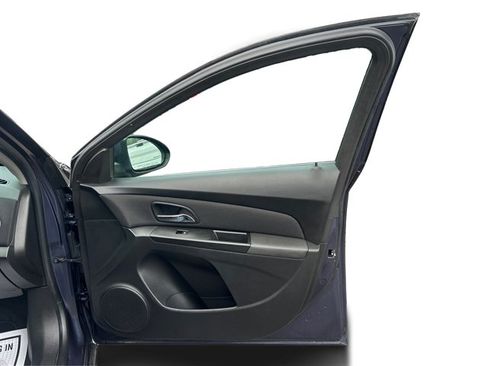 Used 2014 Chevrolet Cruze LT w/ Enhanced Safety Package FWD image 27