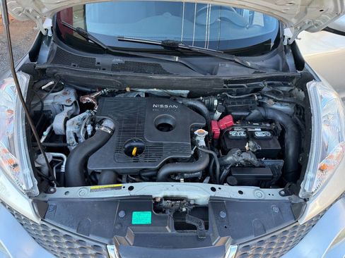 Used 2011 Nissan Juke S image 20