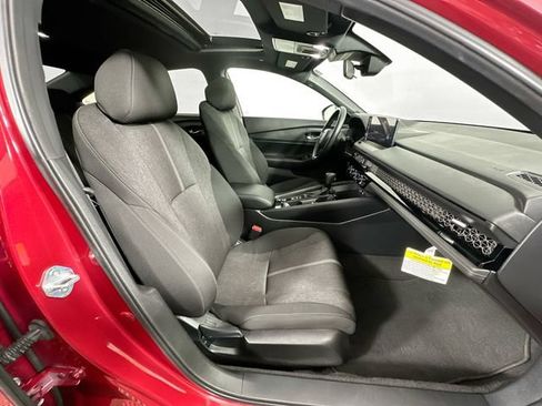 Used 2024 Honda Accord Sport image 28