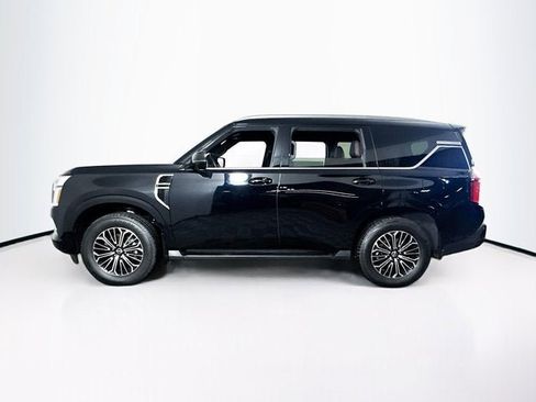 New 2025 Nissan Armada SL w/ Captain's Chari Seat Package image 8