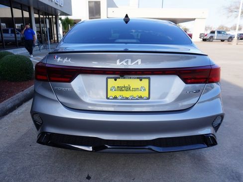 Used 2023 Kia Forte GT-Line w/ GT-Line Premium Package image 5