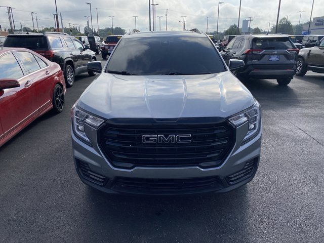 Used 2023 GMC Terrain SLE w/ Driver Convenience Package AWD/4WD image 6