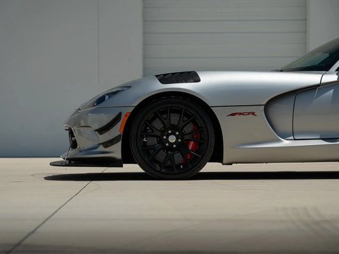 Used 2016 Dodge Viper GTC w/ ACR Package RWD image 33