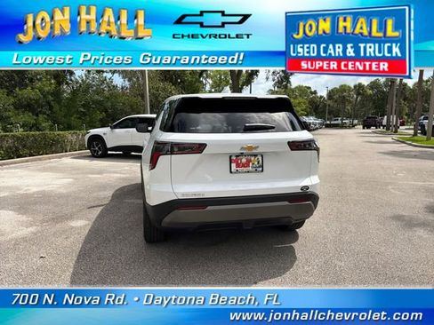 Used 2026 Chevrolet Equinox LT w/ Convenience Package II FWD image 8
