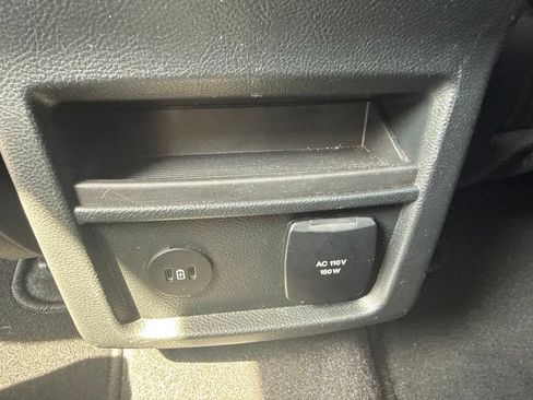 Used 2024 Ford Edge Titanium AWD/4WD image 14