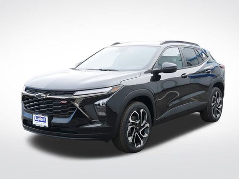 New 2026 Chevrolet Trax RS w/ Driver Confidence Package FWD image 11