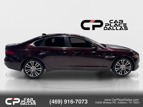 Used 2017 Jaguar XF Prestige AWD/4WD image 10