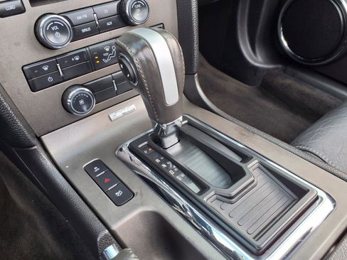 Used 2013 Ford Mustang Premium RWD image 8