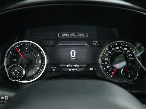 Used 2019 RAM 1500 Big Horn image 19