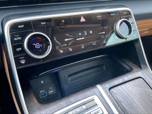 Used 2023 Genesis GV80 2.5T w/ Prestige Package AWD/4WD image 25