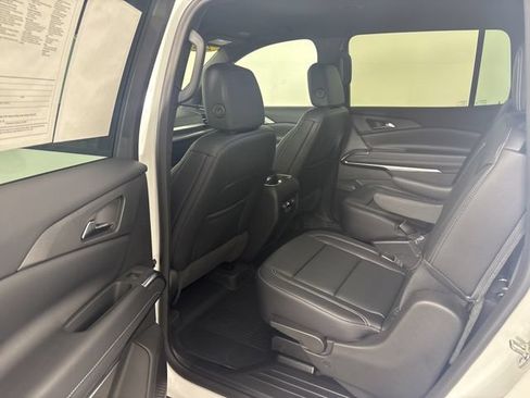 New 2026 Chevrolet Traverse LT AWD/4WD image 18