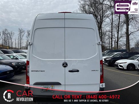 Used 2023 Mercedes-Benz Sprinter 2500 image 5