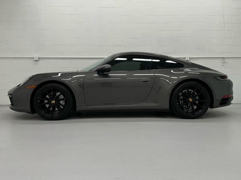 Used 2020 Porsche 911 Carrera image 3
