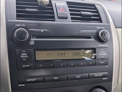 Used 2013 Toyota Corolla L image 11