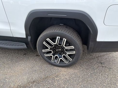 New 2026 GMC Sierra EV Elevation AWD/4WD image 10