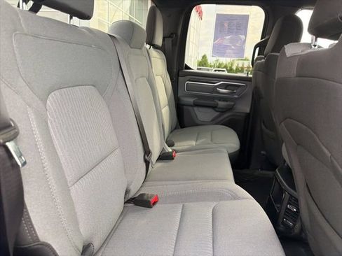 Used 2023 RAM 1500 Big Horn AWD/4WD image 32