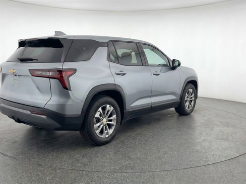 Used 2025 Chevrolet Equinox LT FWD image 9