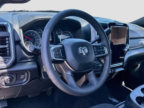 Used 2026 RAM 2500 Big Horn AWD/4WD image 18