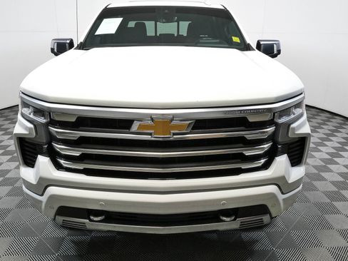 Used 2023 Chevrolet Silverado 1500 High Country w/ High Country Premium Package AWD/4WD image 33