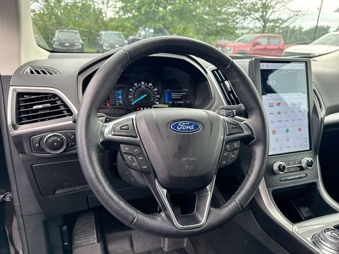 Used 2023 Ford Edge SEL w/ Convenience Package AWD/4WD image 11