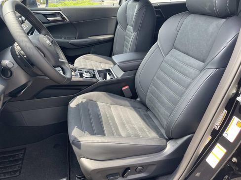 New 2026 Nissan Rogue SL AWD/4WD image 20