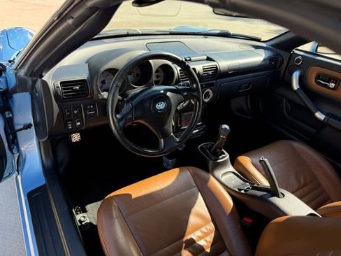 Used 2003 Toyota MR2 RWD image 24