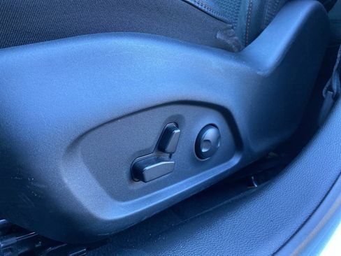 Used 2022 Jeep Compass Trailhawk w/ Trailhawk Convenience Group image 11