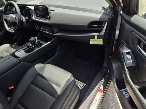 New 2026 Nissan Rogue Dark Armor FWD image 7