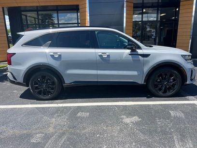 Used 2023 Kia Sorento SX