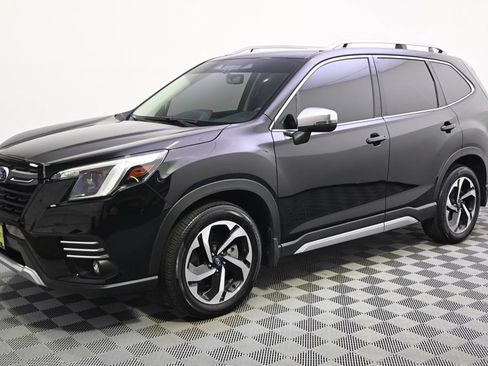 Used 2023 Subaru Forester Touring AWD/4WD image 2
