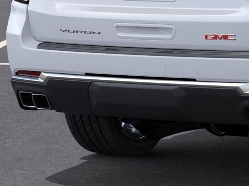 New 2026 GMC Yukon Denali w/ Sun & Power Step Package image 38